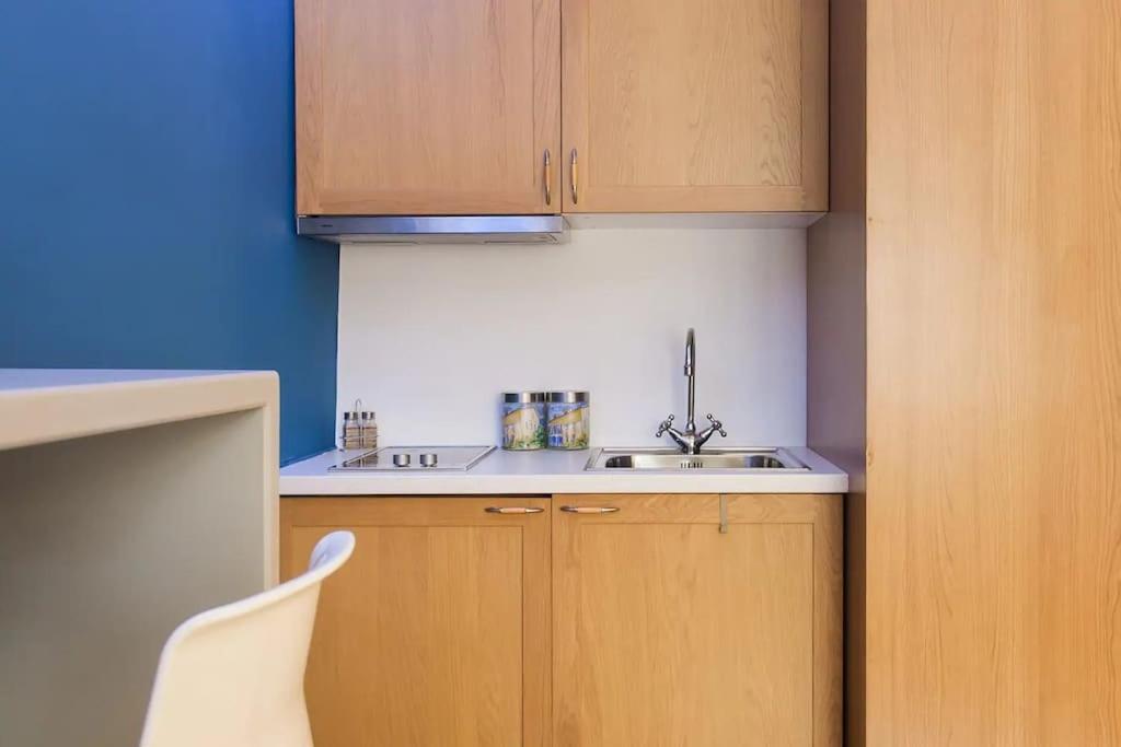 Appartamento Plaka'S Flat-Near Syntagma Metro Station Atene Esterno foto