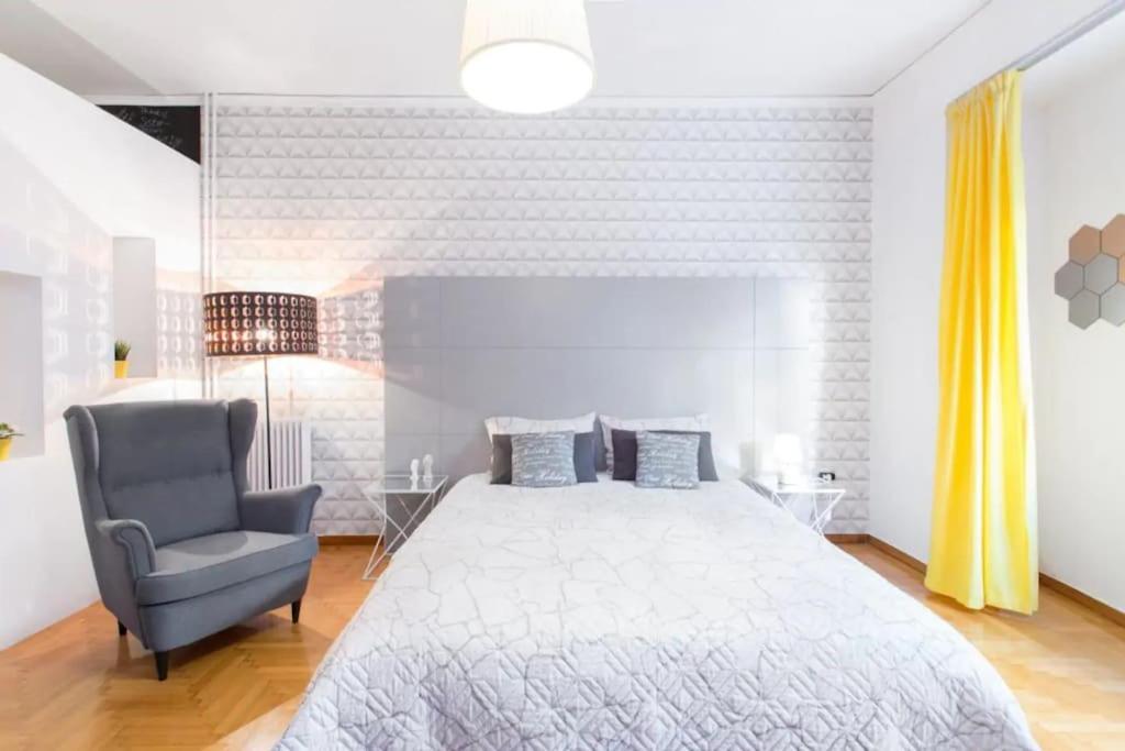 Appartamento Plaka'S Flat-Near Syntagma Metro Station Atene Esterno foto